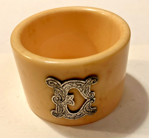 Vintage bakelite napkin ring - napkin,