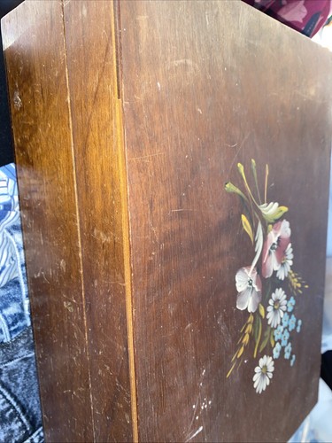 Beautiful vintage sewing box - vintage,