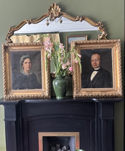 Pair antique 19thc portrait - antique,