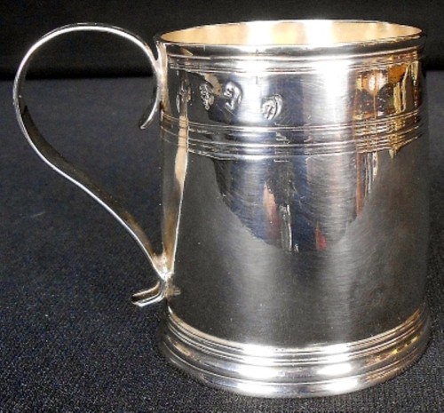 Solid silver queen - a,