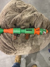 Nerf XOXO Fortnite Rocket Launcher Toy Gun - Green & Orange Bazooka With Missile