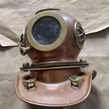 Vintage brass and copper deep sea divers helmet model..Lovely Item..See Photos