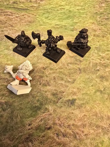 Old world warhammer troll - old,
