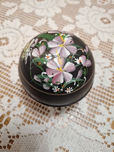 Vintage handpainted black - handpainted,