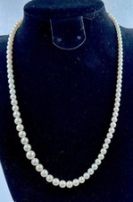 Pearl Graduated Necklace with 9ct Gold Clasp