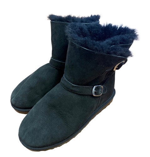 Kirkland signature black - signature,