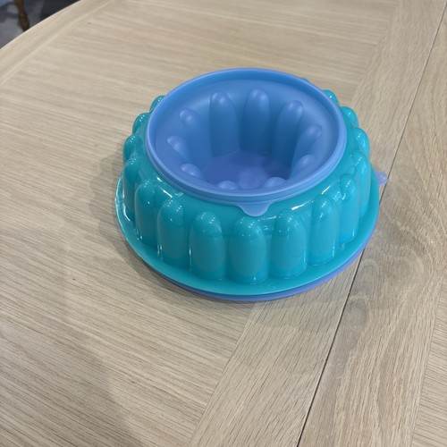 Vintage tupperware large jelly - large,