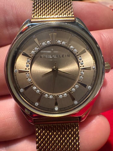 Gold tone anne klein ladys - anne,