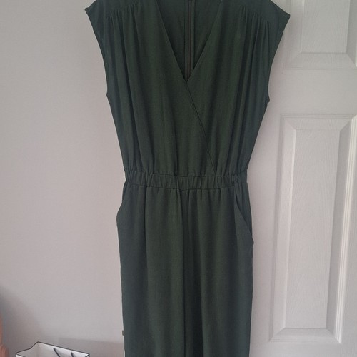 Hush green neck cap sleeve - green,