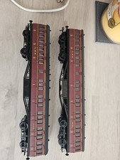Airfix Rake Of 2 LMS Maroon