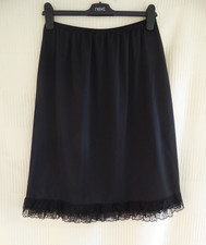 St Michael Marks & Spencer vint black half slip/petticoat Size 14 / 16