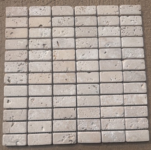 Tumbled light travertine - tumbled,