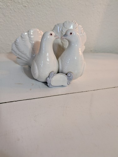 Lladro vintage kissing doves - lladro, 'kissing