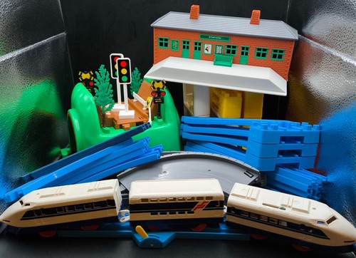 Tomy tomica world - tomica,