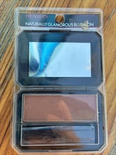 Revlon Naturally Glamorous