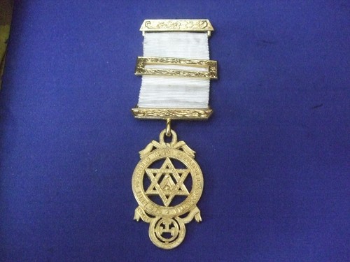 Good vintage masonic royal - good,
