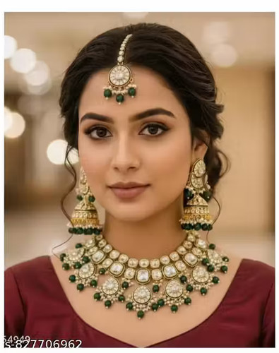 Gold plated jewellery set - plated,