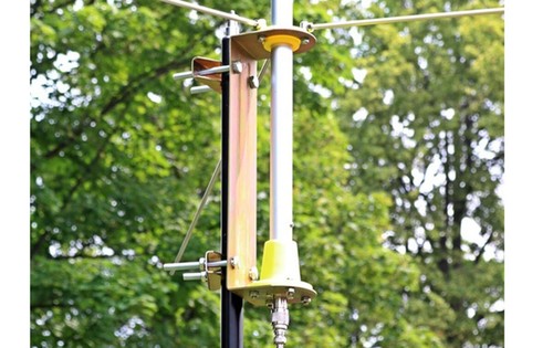 Maas yellow star - yellow-star-27, radio