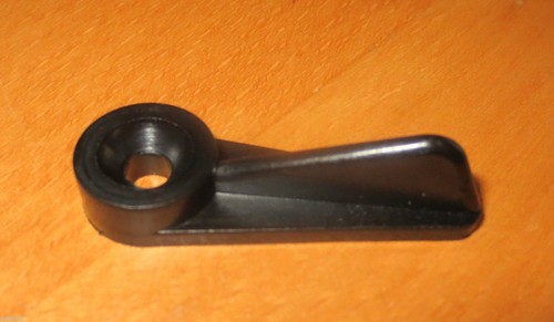 100 black plastic door - x,