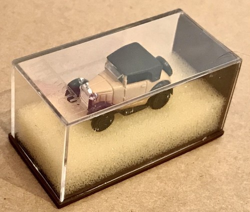 Brekina tiny micro - tiny, car.