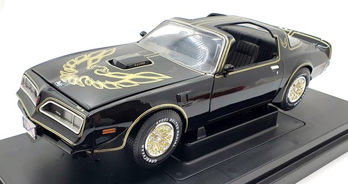 Joyride scale diecast - 1/18,