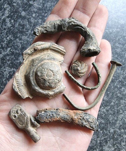 Metal detecting finds antique - metal,