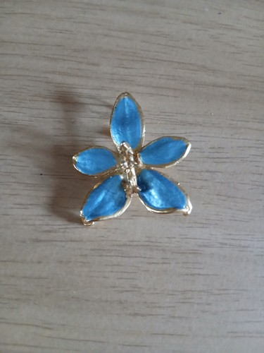 Vintage rich gold tone blue - rich,