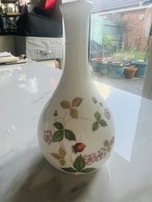 Wedgwood wild strawberry 14cm - wedgwood,