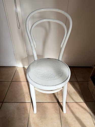 Vintage whitewashed wooden - vintage,