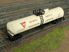 AHM 5297-03 Tank car of the General American Transport Corp UTLX 85780