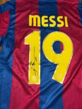 Lionel Messi Hand Signed