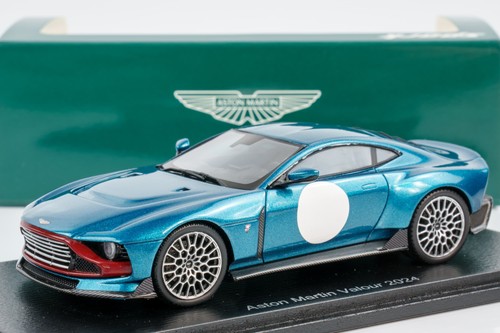 Spark 43 aston martin - 1:43,