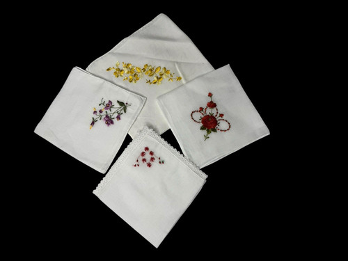 Lot vintage handkerchiefs - of,