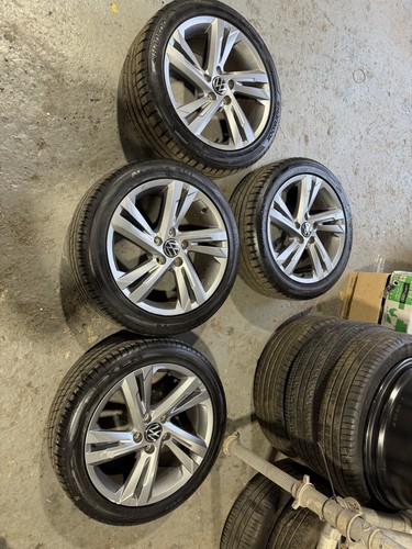 Volkswagen golf line - golf, mk8