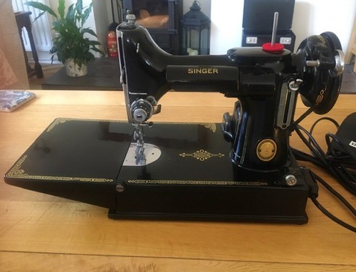 Singer 221k featherweight - singer, in
