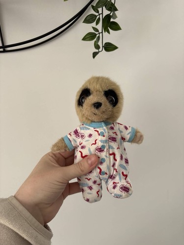 Official baby oleg meerkat - "baby,