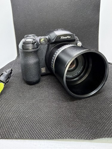 Fujifilm finepix s5500 digital - fujifilm,