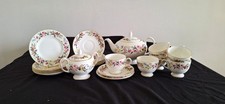 WEDGWOOD ENGLISH BONE CHINA 20 PIECE TEA SERVICE DOWNLAND