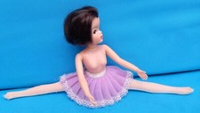 Vintage Active Brunette Sindy Doll with Half Outfit VGC