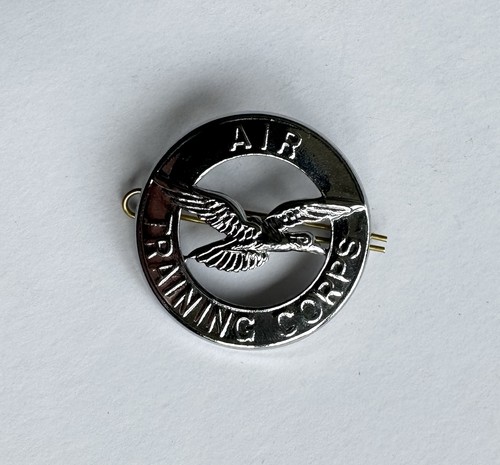 Air training corps badge atc - air,