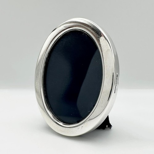Vintage small oval picture - vintage,