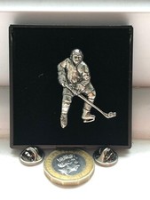 ICE HOCKEY PLAYER  REAL PEWTER