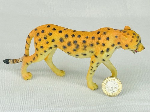 Cheetah leopard toy animal - leopard,