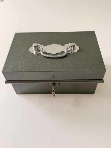 Vintage victa series - vintage, green