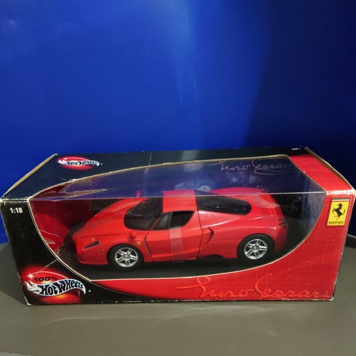Hot wheels enzo ferrari 18 - hot,