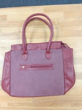 2 tone red AVON handbag (new) a ovely gift or holiday all purpose great gift