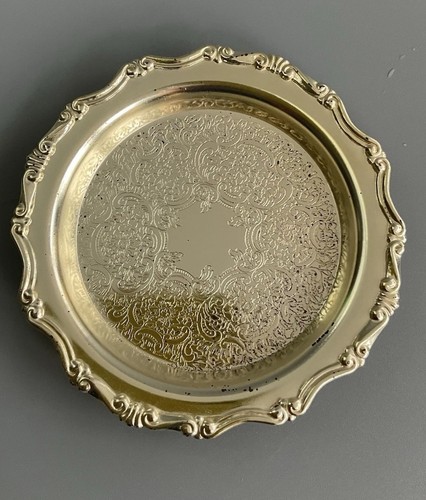 Vintage scalloped edged - vintage,