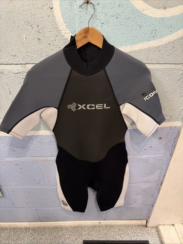 Xcel mens medium small shortie - small,