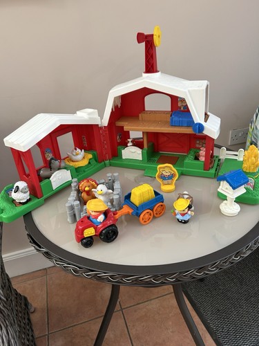Vintage fisher price farm with - vintage,