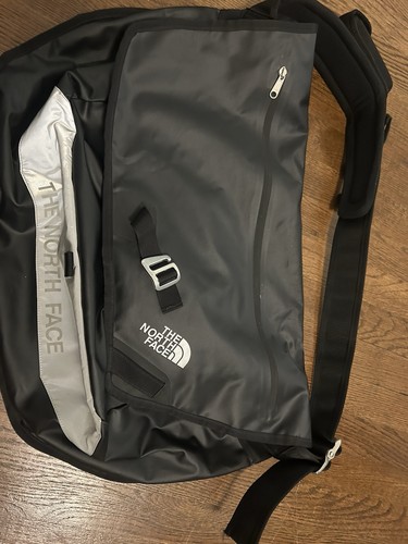The north face black messenger - face,